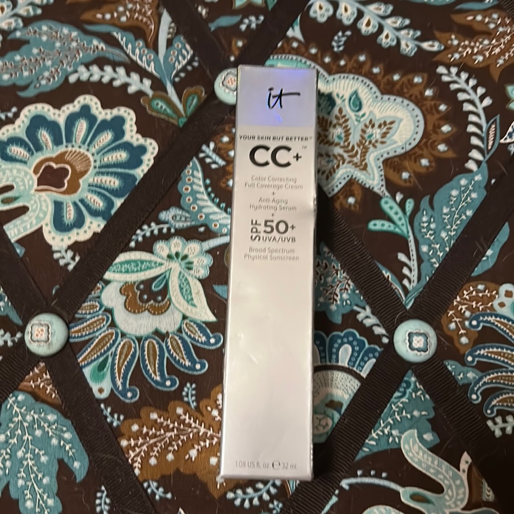 it Cosmetics CC+ Color Correcting Full Coverage Cream + Hydrating Serum Fair